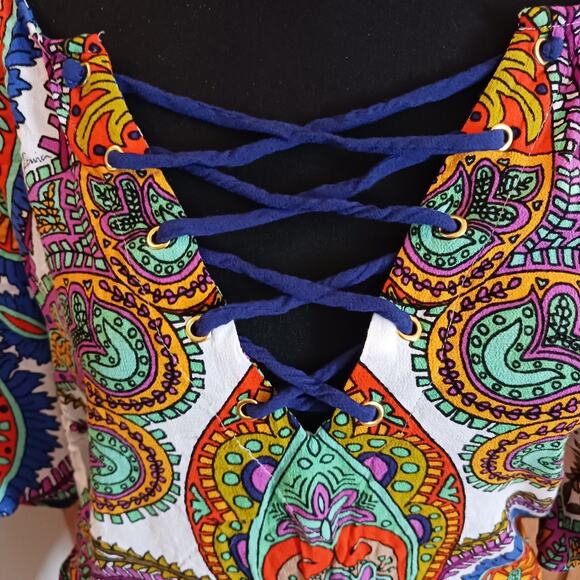 Trina Turk Beautiful Cold Shoulder Top Size M - Picture 1 of 8